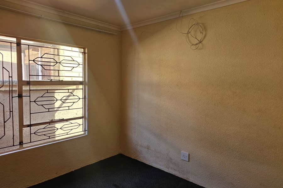 To Let 3 Bedroom Property for Rent in Tlhabane West North West